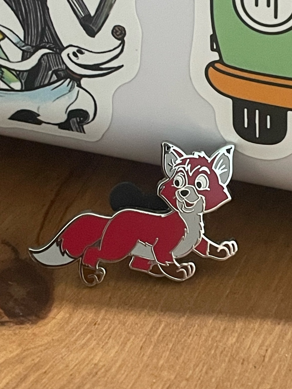 Disney The Fox and the Hound Todd trading Pin